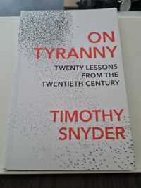 On tryanny - Timothy Snyder
