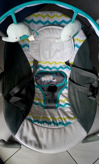 Шезлонг-гойдалка для немовлят