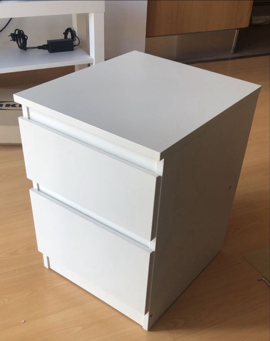 Cómoda c/2 gavetas, pret-cast, 40x55 cm