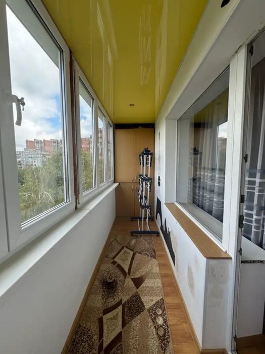 Продам с ремонтом 3к квартира ж/м Тополь-1