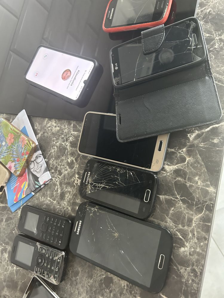Telefony do naprawy samsung 6 szt