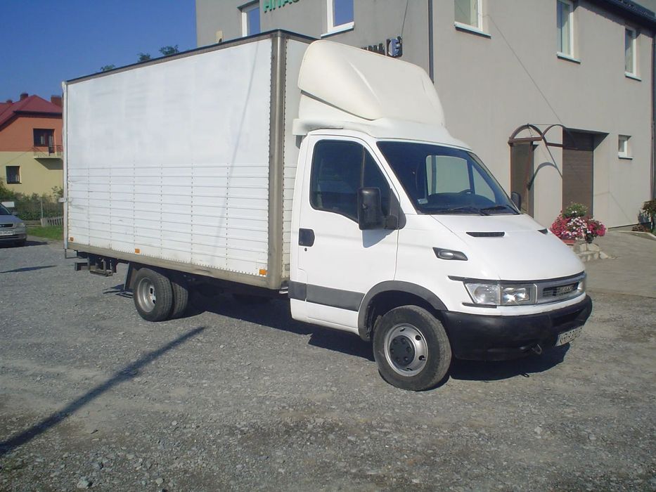 Iveco DAILY  DAYLI 35C12 MEBLOWÓZ paka 4,50m 2,8TD super stan!! HAK-3,5T