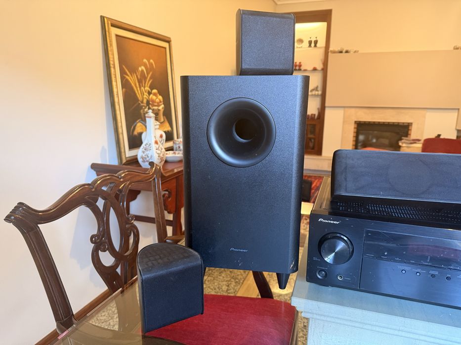 Sistema de som Pioneer - Home Cinema (700W)