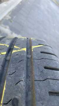 Continental 225/45 R17 2 szt., jedna uszkodzona