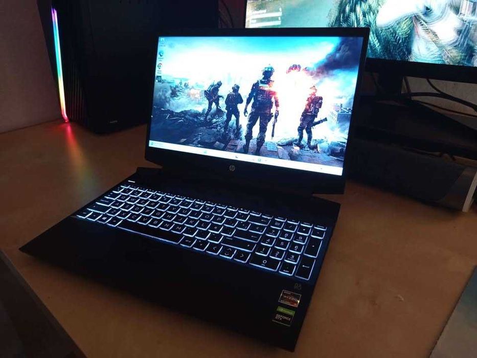 Portátil Gaming Ryzen 5 / GTX 1650 / 16GB RAM / 512GB SSD / FHD 144Hz
