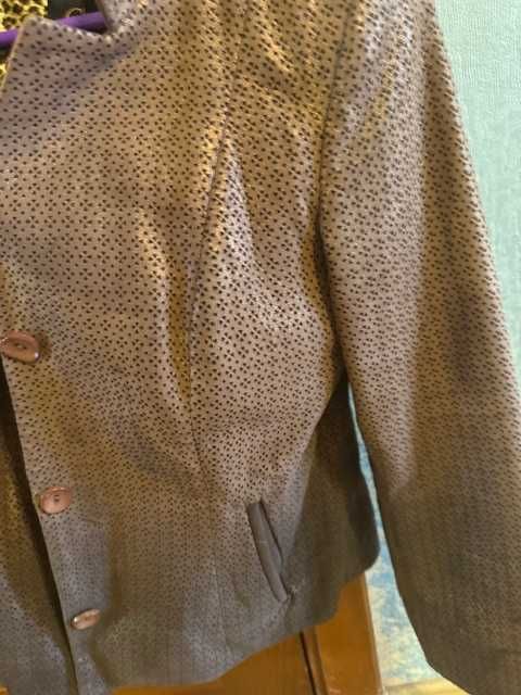 Жіночий шкіряний піджак