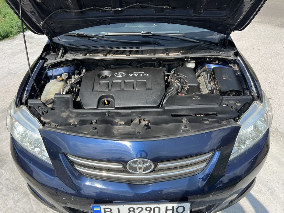 Тойота корола 1.6 автомат