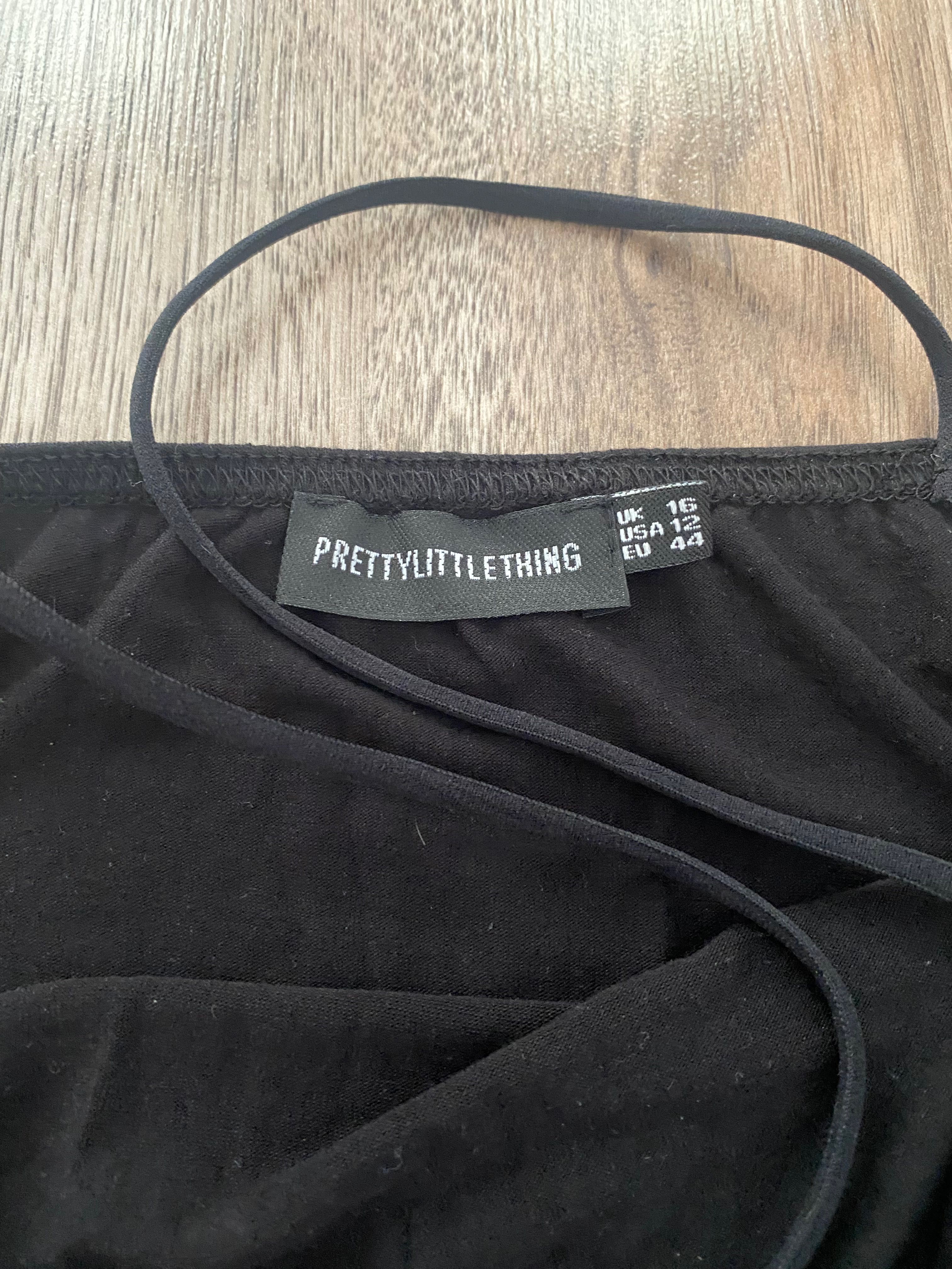 Damski bawełniany kombinezon PrettyLittleThing
