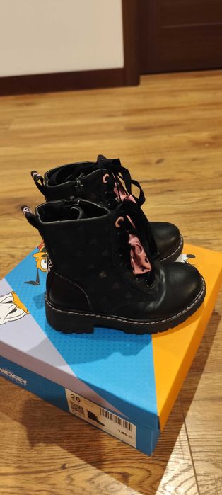 Buty zimowe dla dziewczynki r.26