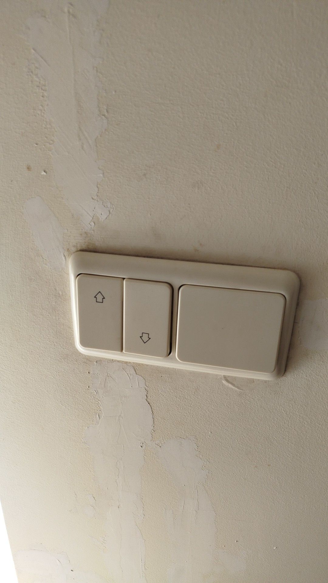 Biscates Electricista / reparações domésticas