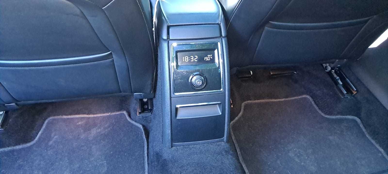 Skoda Superb 2.0 TDI 170KM DSG Bogate wyposażenie