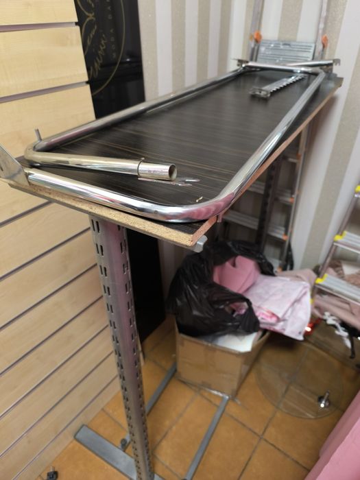 Wyposażenie sklepu Wieszaki sklepowe,na okulary,listwy,poprzeczki itp