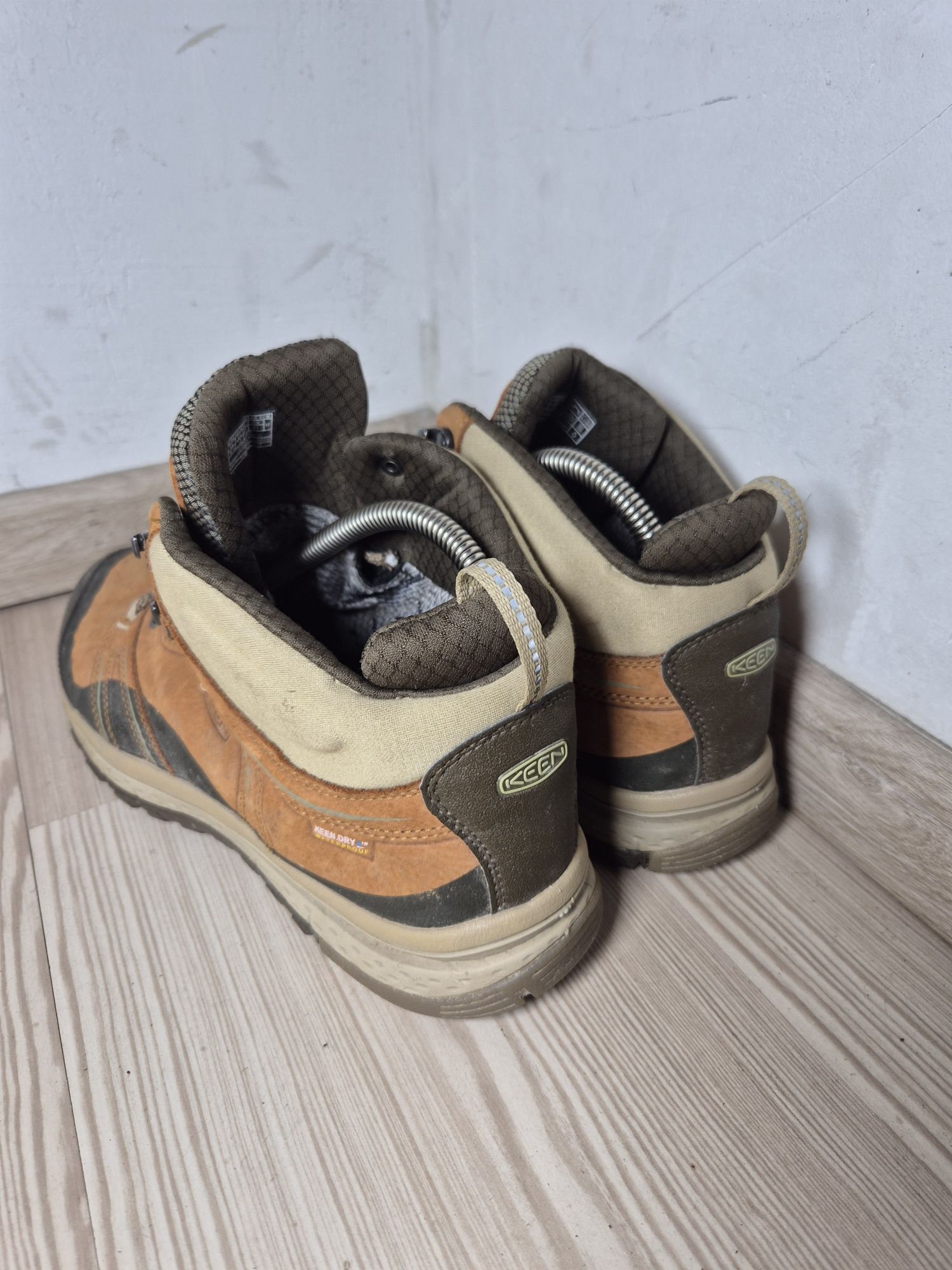 Оригінальні черевики Keen Terradora 40.5 розмір