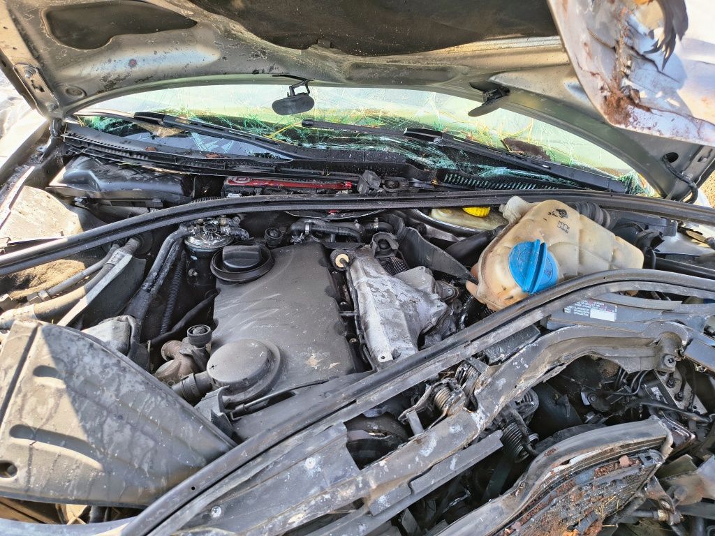 Audi A4 Avant B7 S-Line 2.0 TDI (2006) – Para peças ou projeto