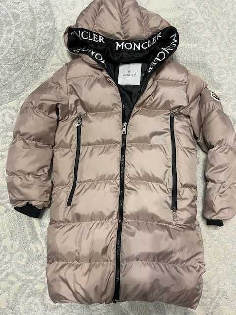 Пуховик для дівчинки на 7-8 років ), 128см