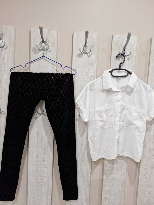 Biała koszula dziewczęca Reporter 164, legginsy