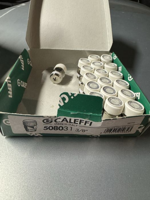 Odpowietrznik kaloryfera Caleffi 1/2 3/8
