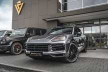 Porsche Cayenne / F.Vat 23% / LED Matrix / Exclusive Manufaktur / Panorama / Top !!!