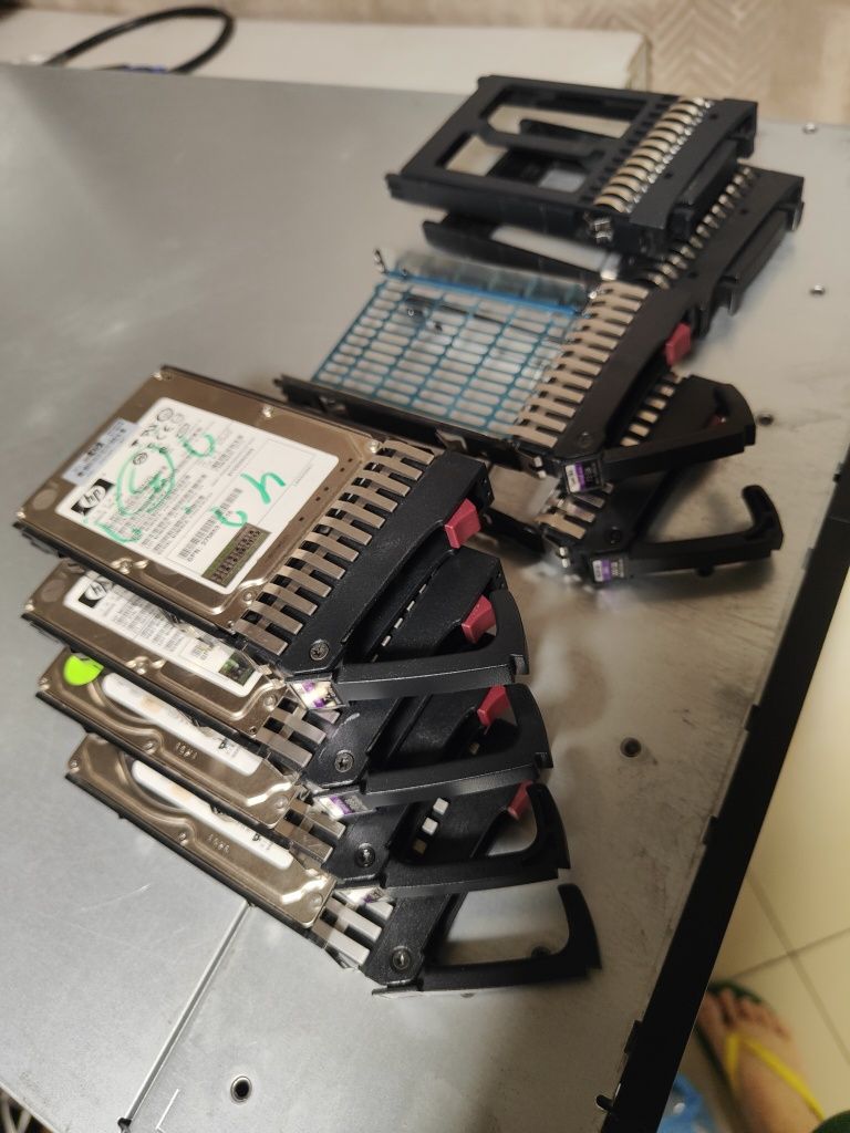 HP ProLiant DL380 G6 — 2×Xeon X5667 / 36 ГБ ECC RAM / 4×300 ГБ SAS