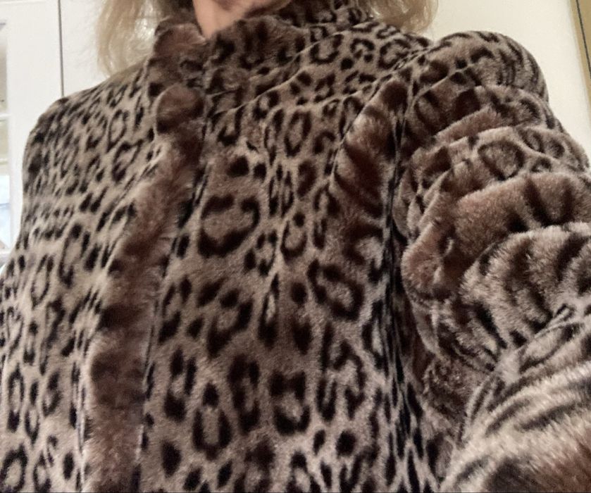 Casaco de sra com estampa de leopardo-NOVO