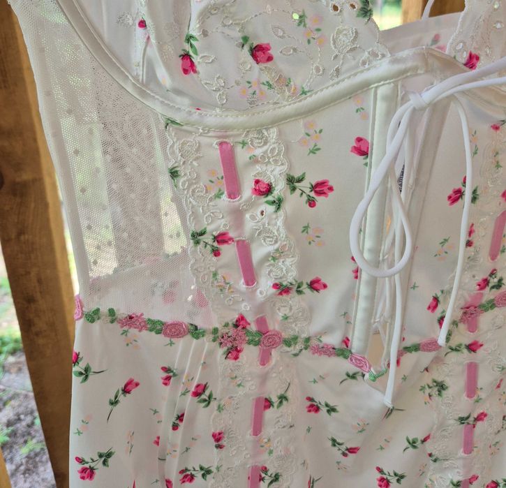 Love&lemons сукня літня оригінал xs з ромашками з квітами