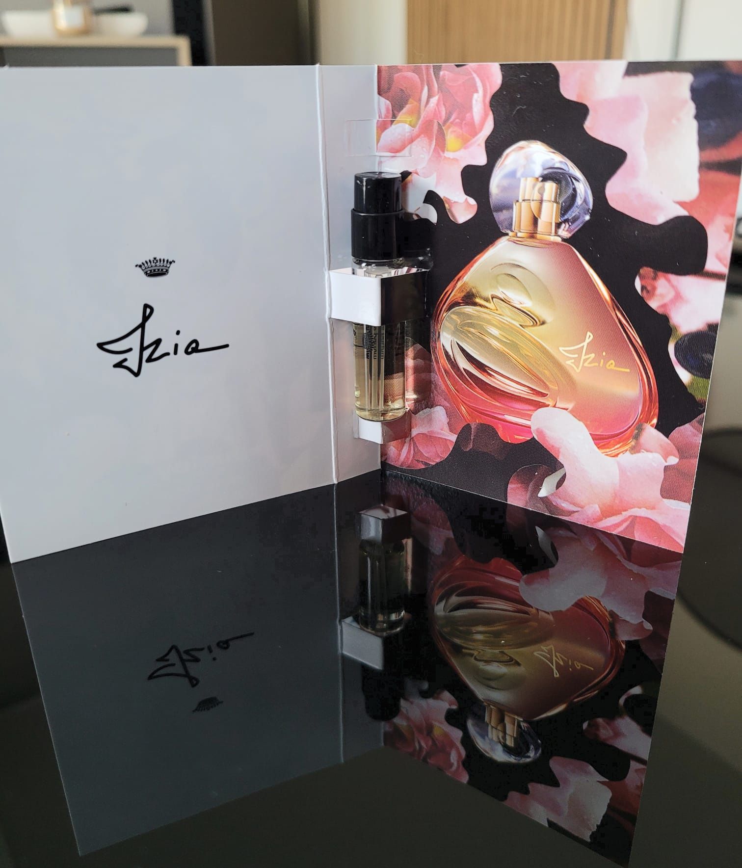 Sisley IZIA EDP.