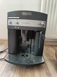 Automatyczny ekspres do kawy DeLonghi Magnifica ESAM 3000 B