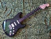Fender Stratocaster + org. Case - Opis!!!