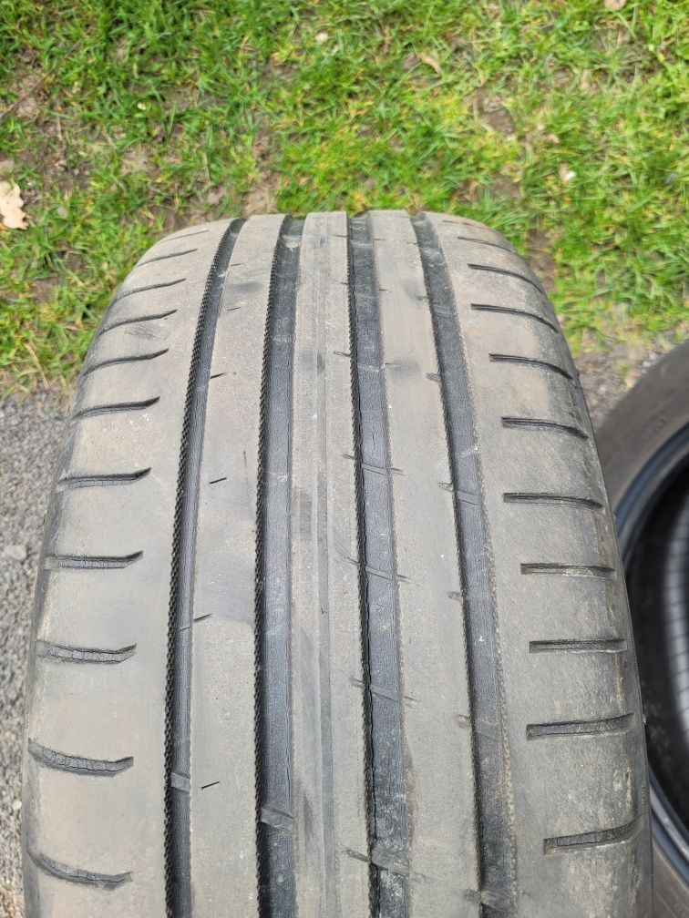 Opony Nokian Powerproof 215/50/17