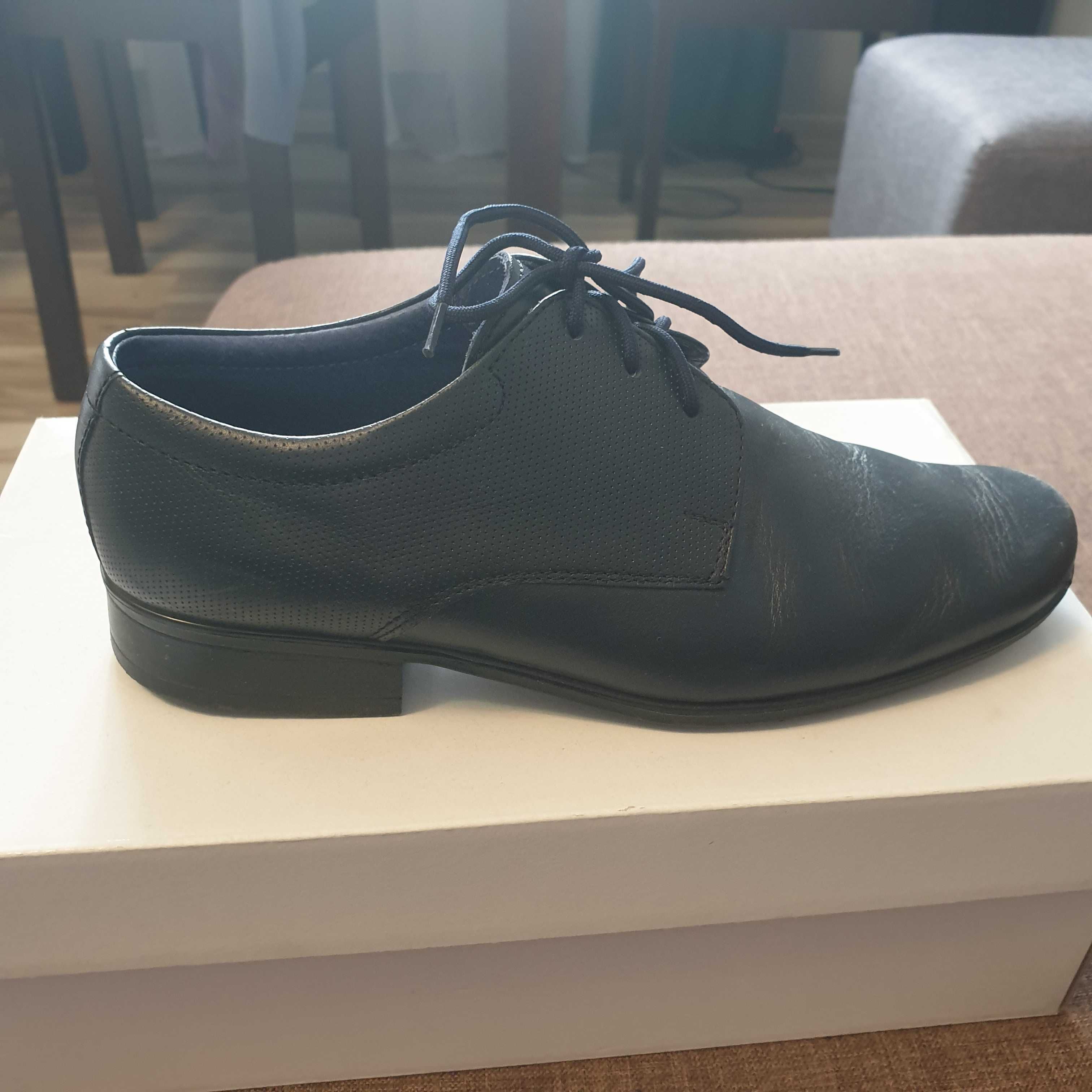 Buty eleganckie skóra rozmiar 34