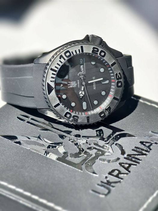 Годинник Ukrainian Limited Edition 200m