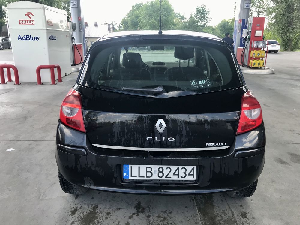 Renault Clio 1.5 diesel 2005 rok.