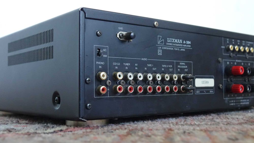Wzmacniacz Luxman A-384