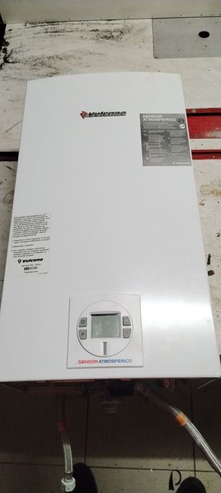 Vendo esquentador termóstatico atmosférico GPL 11L vulcãno avariado