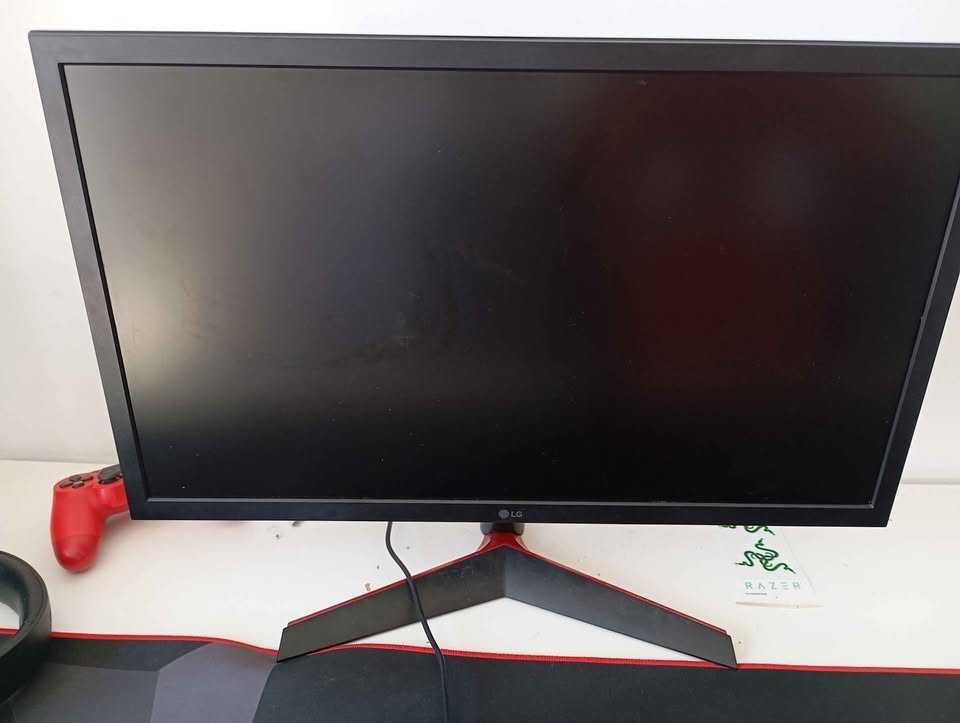 Monitor Gaming LG 24GL600F-B (24'' - 1 ms - 144 Hz - FreeSync)