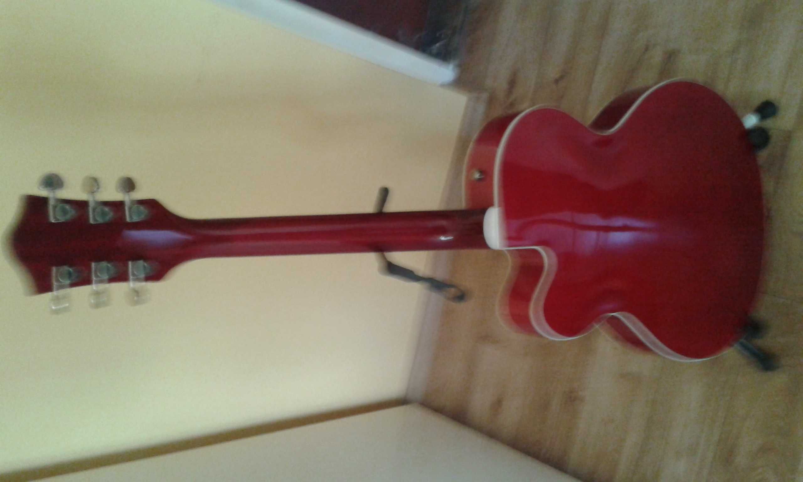 Piekna gitara Gretsch z Bigsby zamiana na Jazzmaster Jolana Grazioso