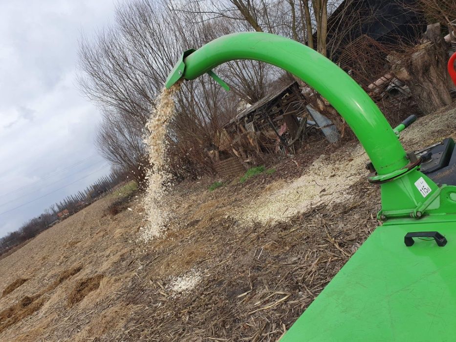 Wynajem rębaka, rębak greenmech, mielenie, zrębkowanie gałęzi, drewna