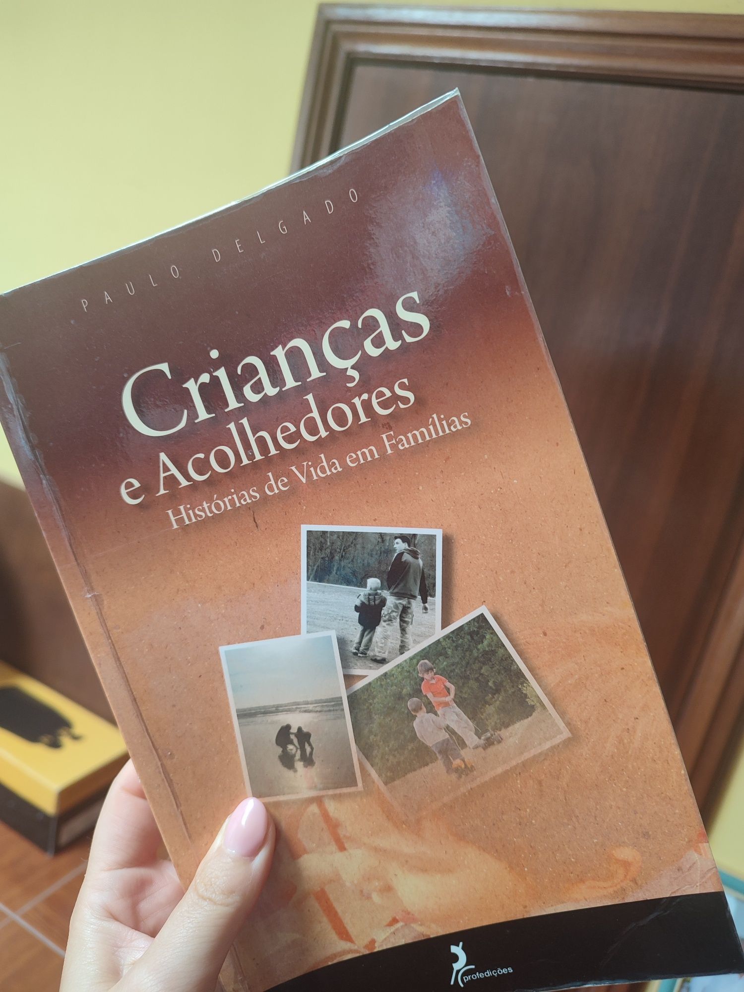 Livro Crianças e Acolhedores