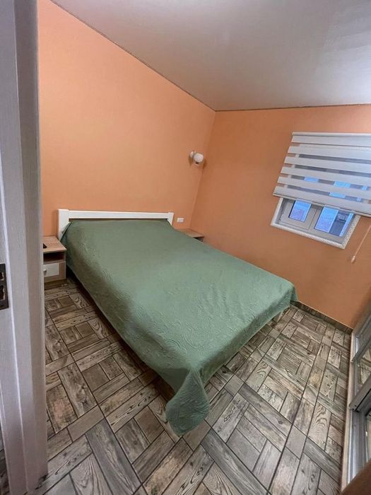 Подобово будинок з теплим басейном