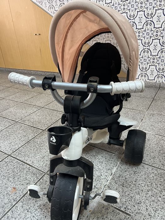 Triciclo de bebe