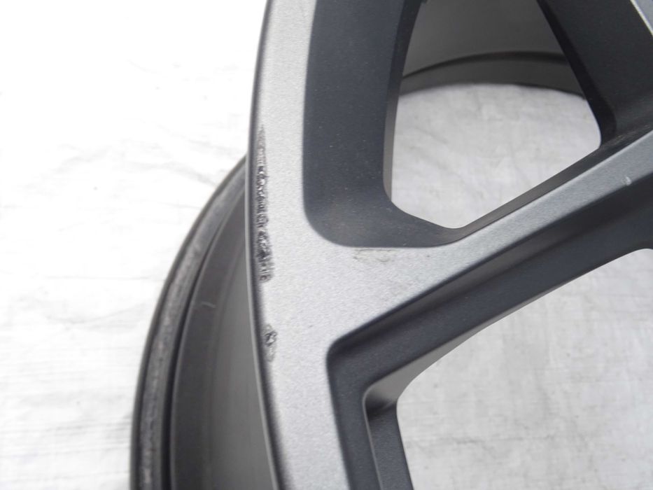 alu felga aluminiowa audi rs6 c8 rs7 22 kuta 4k0,601025ct 4k0,601025cq