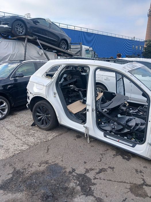 Кузов з документами Audi Q5 80a 2022рік