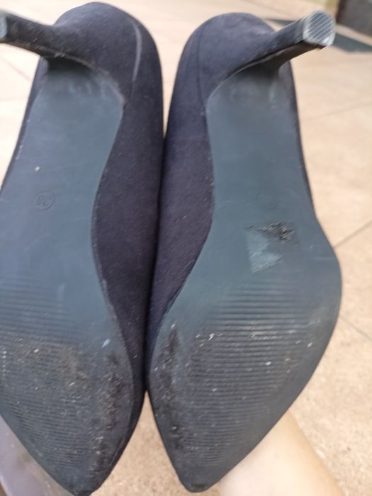 Buty na obcasie  rozmiar 38