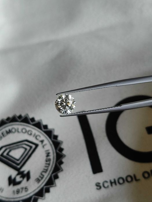 Діаманти lab grown cvd