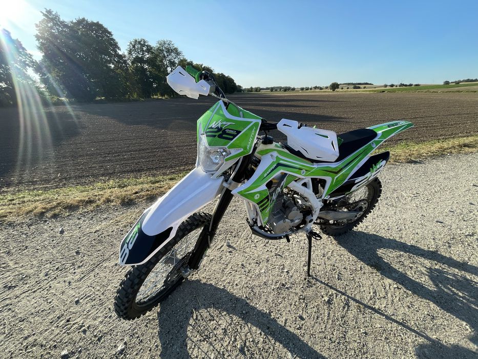 Cross Barton NXT 250