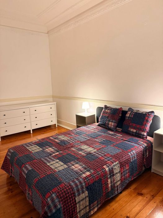 Quartos para casais, ótima localiz, desp inclusas, entrada facilitada