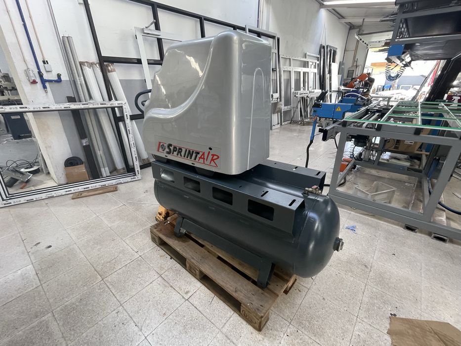 Compressor de parafuso  lapadana 7,5hp 200l