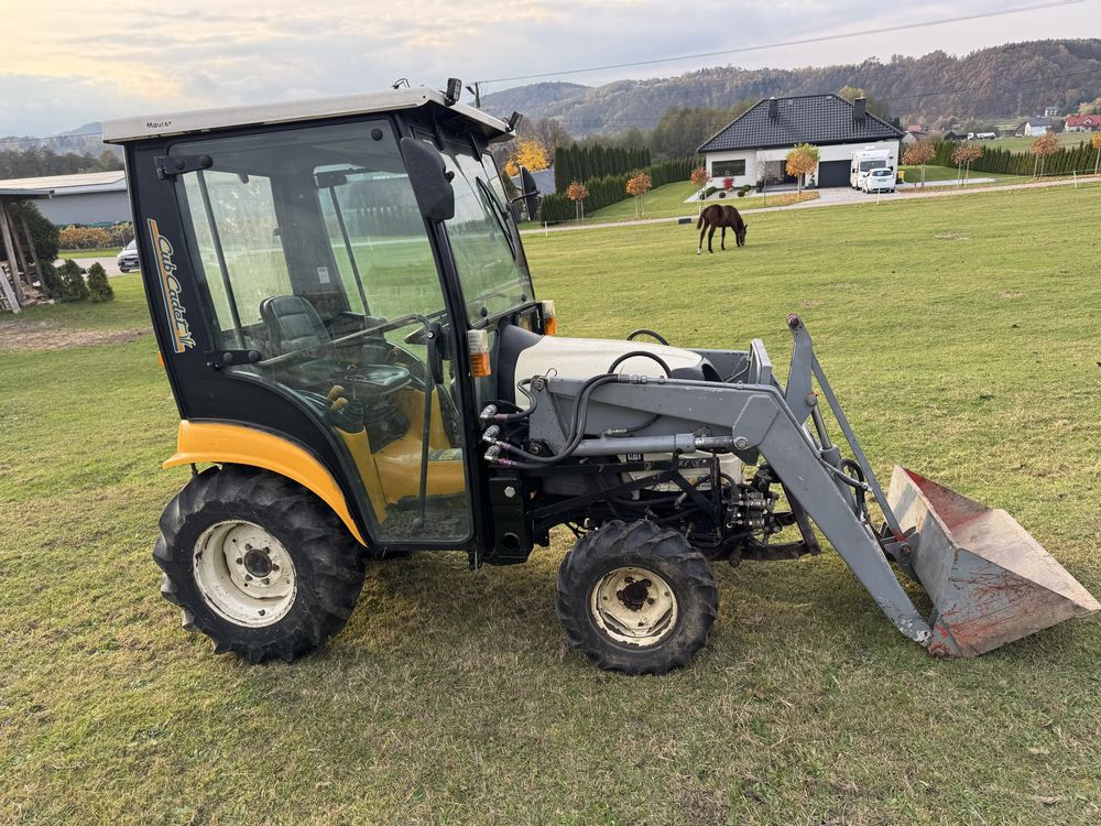 Traktor cub cadet 6000 4x4