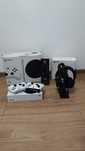 Xbox Series S + 2 pady + słuchawki bezprzewodowe | Stan idealny