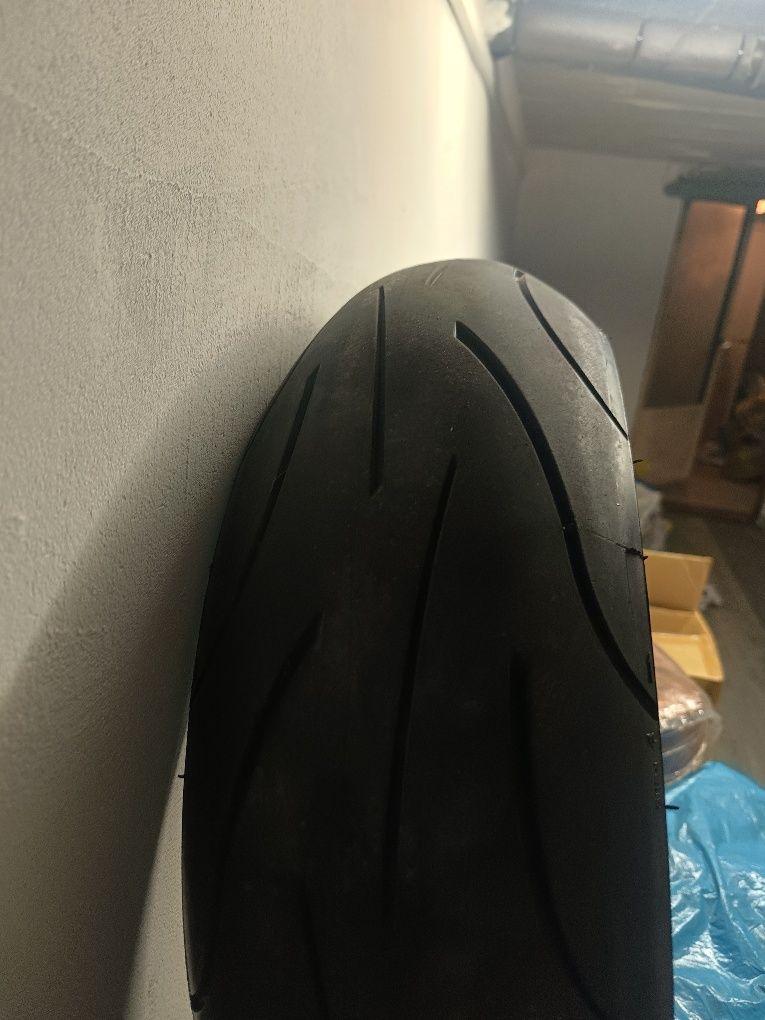 Opony Michelin Power 2CT 180/55 17 i 120/70
